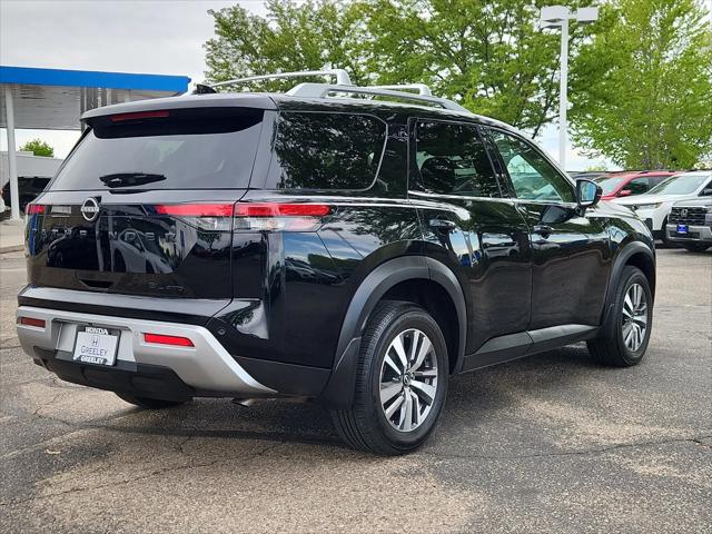 2023 Nissan Pathfinder SL 4WD