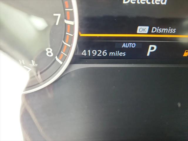 2023 Nissan Pathfinder SL 4WD