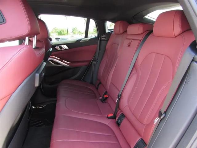 2022 BMW X6 xDrive40i