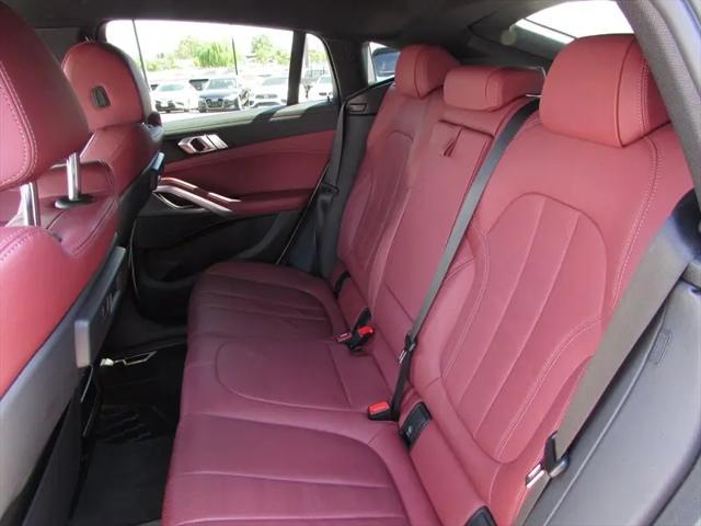 2022 BMW X6 xDrive40i