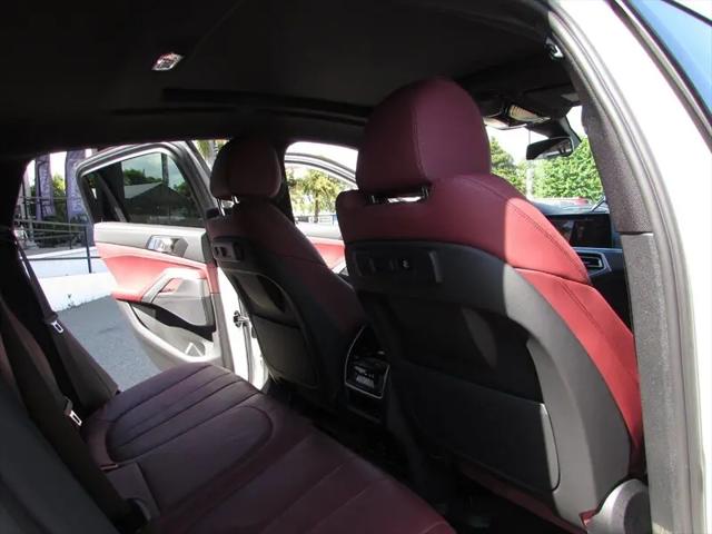 2022 BMW X6 xDrive40i