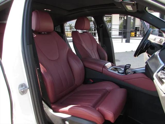 2022 BMW X6 xDrive40i