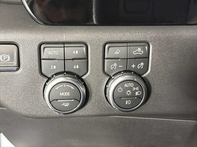 2026 GMC Sierra 1500 Crew Cab, Short Bed, SLT, 4WD