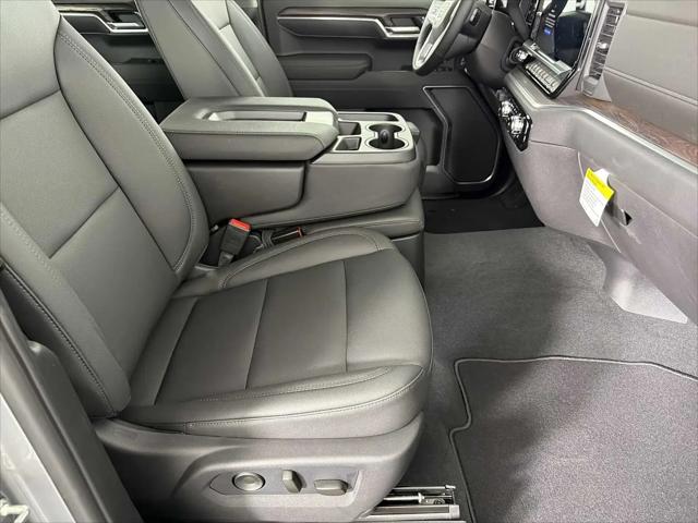 2026 GMC Sierra 1500 Crew Cab, Short Bed, SLT, 4WD