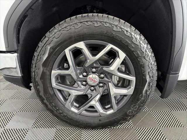 2026 GMC Sierra 1500 Crew Cab, Short Bed, SLT, 4WD