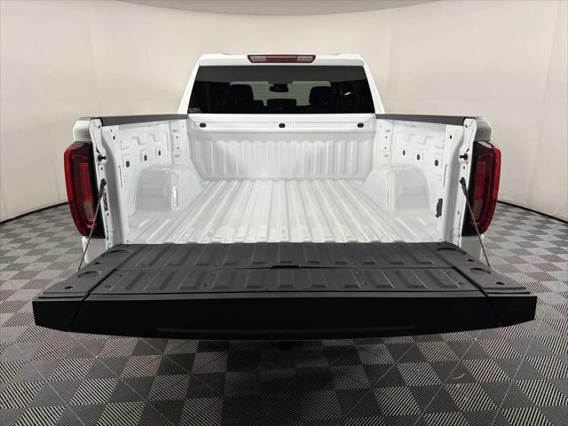 2026 GMC Sierra 1500 Crew Cab, Short Bed, SLT, 4WD