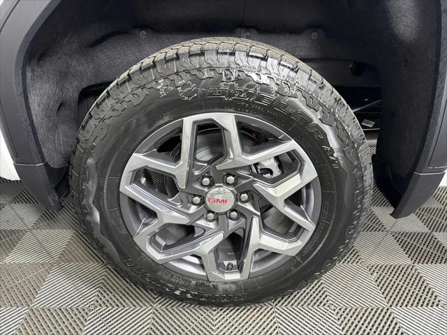 2026 GMC Sierra 1500 Crew Cab, Short Bed, SLT, 4WD