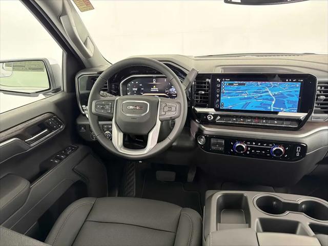 2026 GMC Sierra 1500 Crew Cab, Short Bed, SLT, 4WD