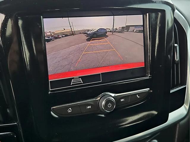2023 Chevrolet Traverse FWD LT Cloth