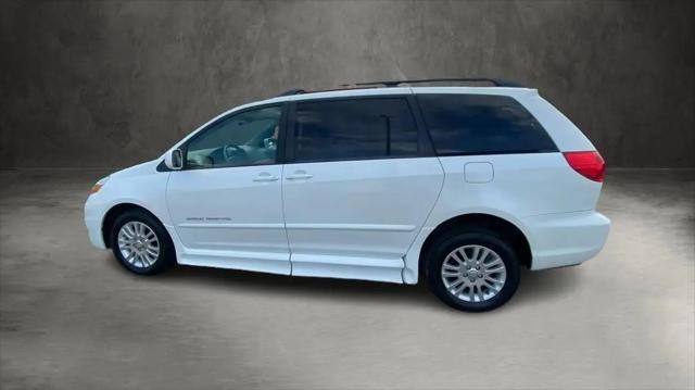 2010 Toyota Sienna XLE