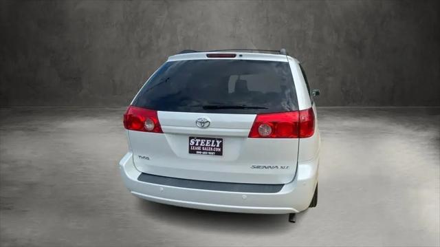 2010 Toyota Sienna XLE