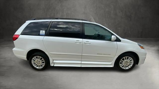 2010 Toyota Sienna XLE