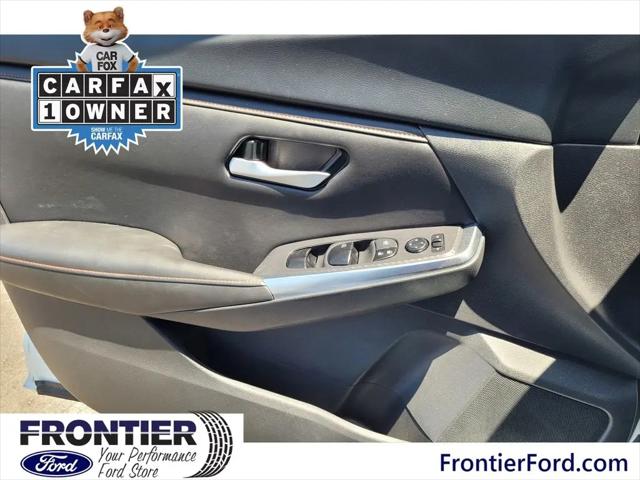 2024 Nissan Sentra SR Xtronic CVT