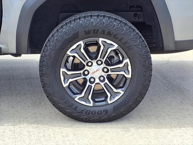 2023 GMC Canyon 4WD Crew Cab Short Box AT4