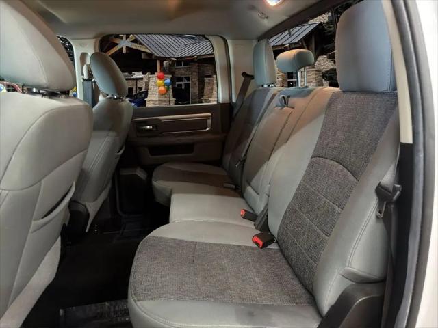 2019 Ram 1500 Classic SLT Crew Cab 4x4 5'7" Box