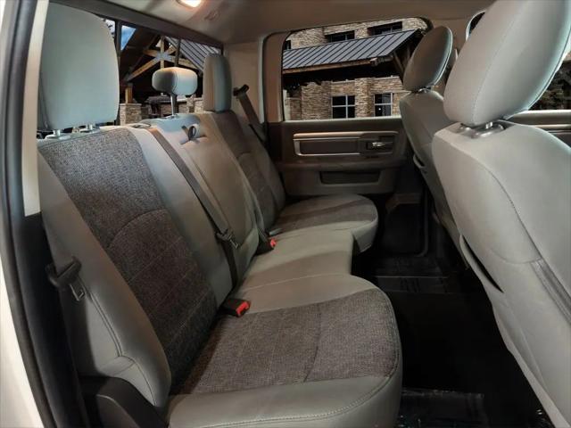 2019 Ram 1500 Classic SLT Crew Cab 4x4 5'7" Box