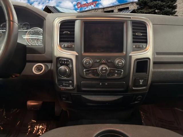 2019 Ram 1500 Classic SLT Crew Cab 4x4 5'7" Box