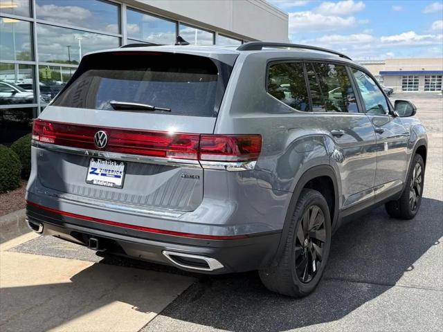 2026 Volkswagen Atlas SE with Technology