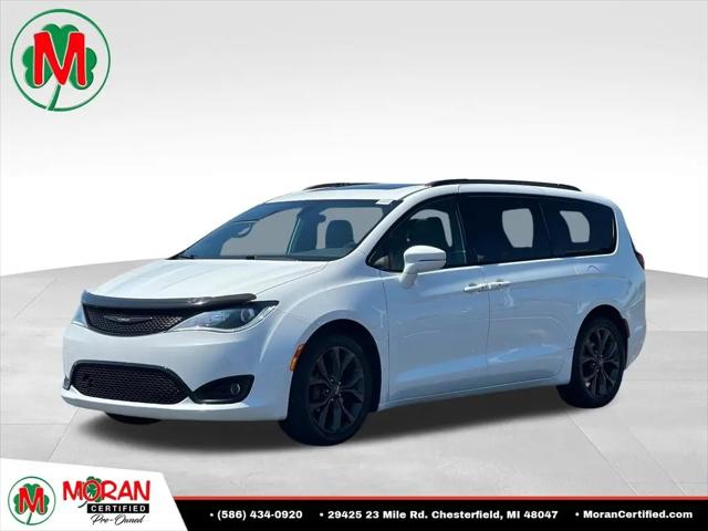 2019 Chrysler Pacifica Limited for sale in Clinton Township, MI