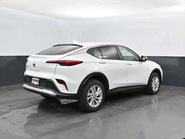 2025 Buick NV Preferred FWD