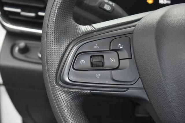 2025 Buick NV Preferred FWD
