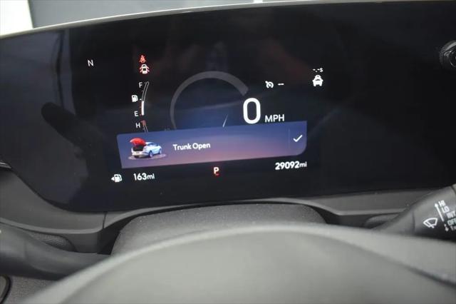2025 Buick NV Preferred FWD