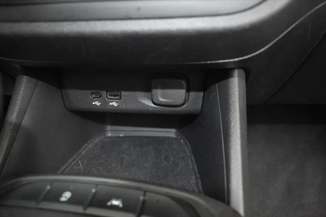 2025 Buick NV Preferred FWD