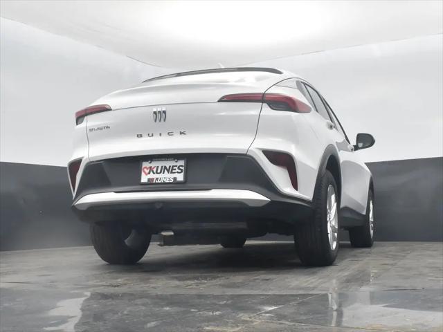 2025 Buick NV Preferred FWD