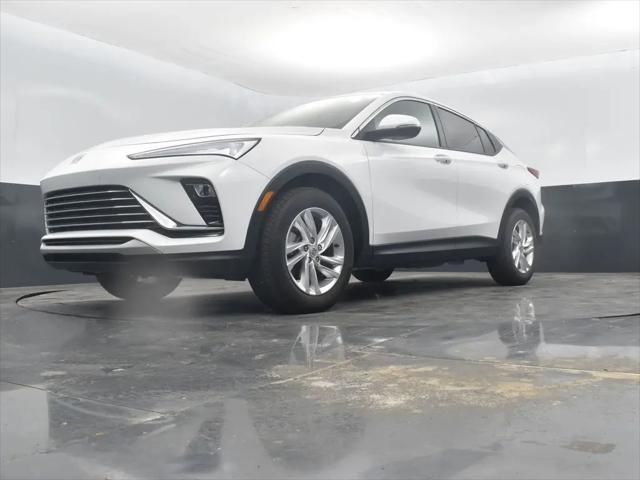 2025 Buick NV Preferred FWD