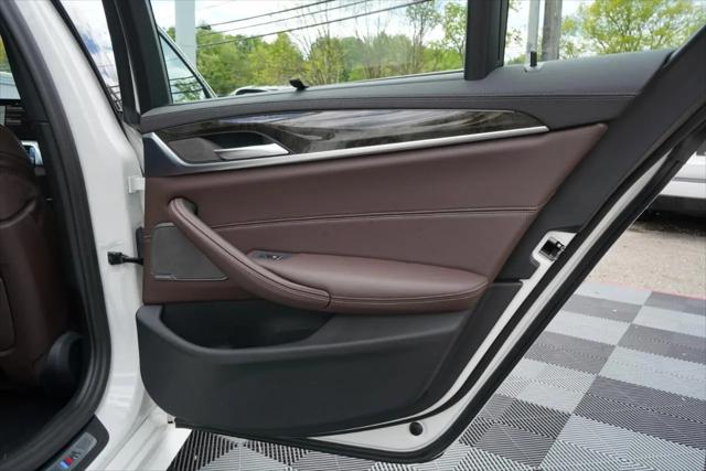 2023 BMW M5 i xDrive