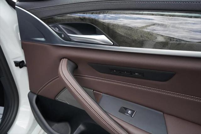 2023 BMW M5 i xDrive
