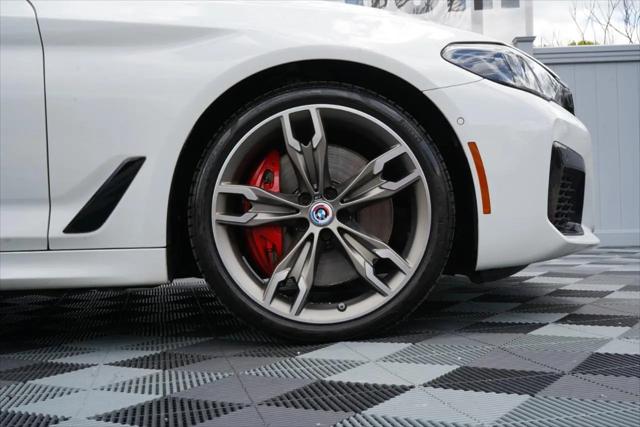 2023 BMW M5 i xDrive