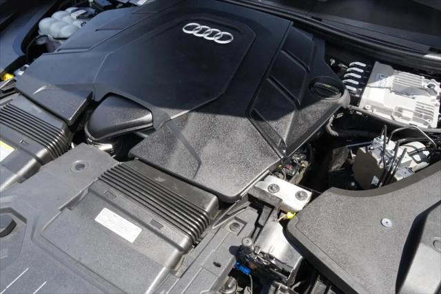 2021 Audi Q8 Premium Plus 55 TFSI quattro Tiptronic