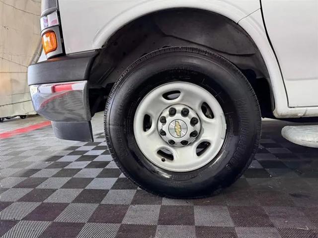 2024 Chevrolet Express Cargo Van RWD 2500 Regular Wheelbase WT