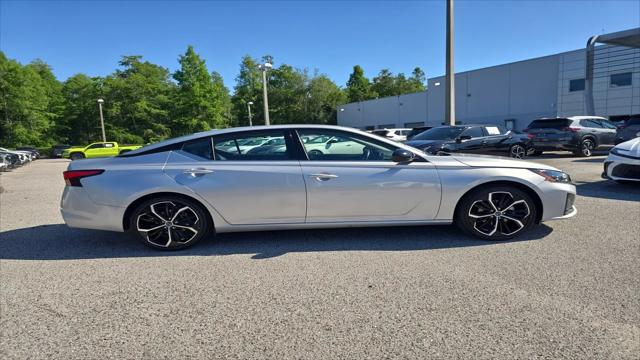 2024 Nissan Altima SR FWD