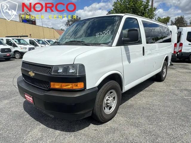 2021 Chevrolet Express Passenger RWD 3500 Regular Wheelbase LS