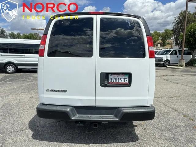 2021 Chevrolet Express Passenger RWD 3500 Regular Wheelbase LS