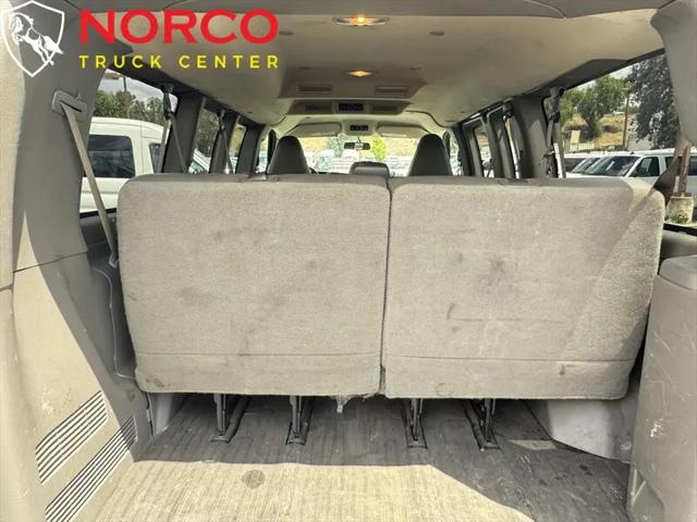 2021 Chevrolet Express Passenger RWD 3500 Regular Wheelbase LS