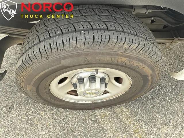 2021 Chevrolet Express Passenger RWD 3500 Regular Wheelbase LS