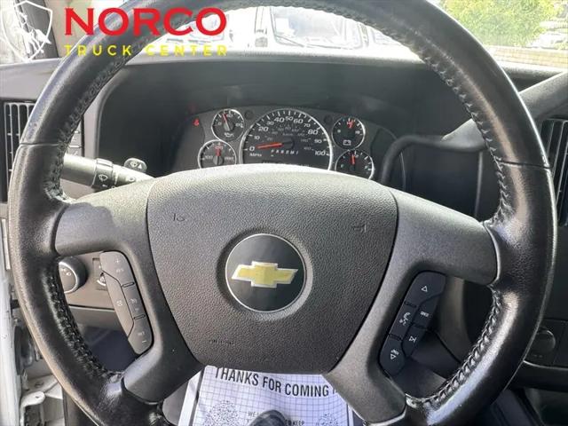 2021 Chevrolet Express Passenger RWD 3500 Regular Wheelbase LS