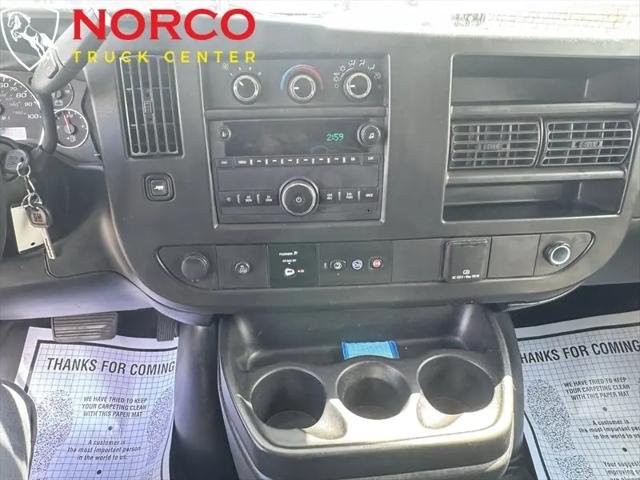 2021 Chevrolet Express Passenger RWD 3500 Regular Wheelbase LS