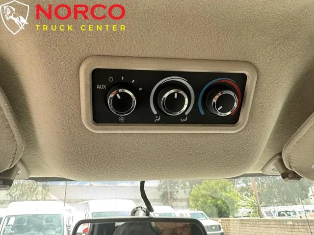 2021 Chevrolet Express Passenger RWD 3500 Regular Wheelbase LS