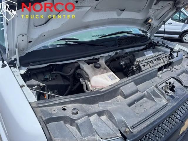2021 Chevrolet Express Passenger RWD 3500 Regular Wheelbase LS