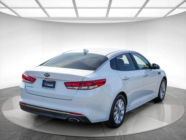 2017 Kia Optima LX