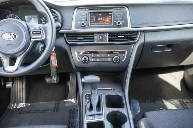 2017 Kia Optima LX