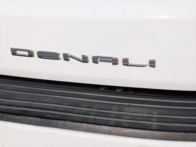 2021 GMC Yukon XL 2WD Denali