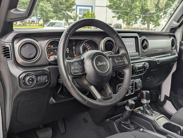 2022 Jeep Gladiator Sport