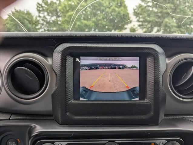 2022 Jeep Gladiator Sport