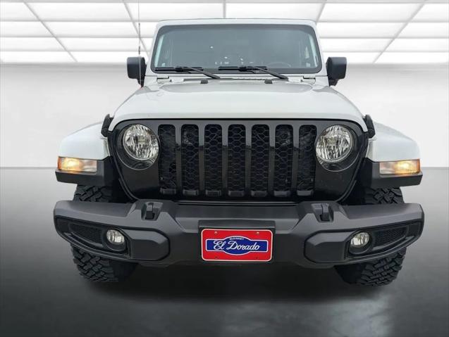 2022 Jeep Gladiator Sport