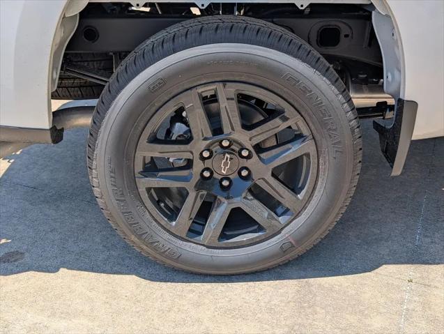 2026 Chevrolet Silverado 1500 2WD Crew Cab Short Bed Custom